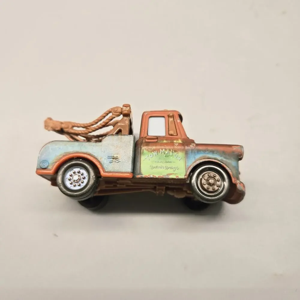 Disney Pixar Cars Tow Mater Lot Of 3 Race Team/Radiator Springs